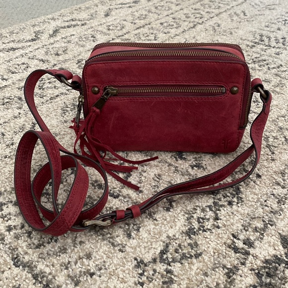 Frye Bags Nwot Frye Leather Camera Bag Crossbody Purse Sangria